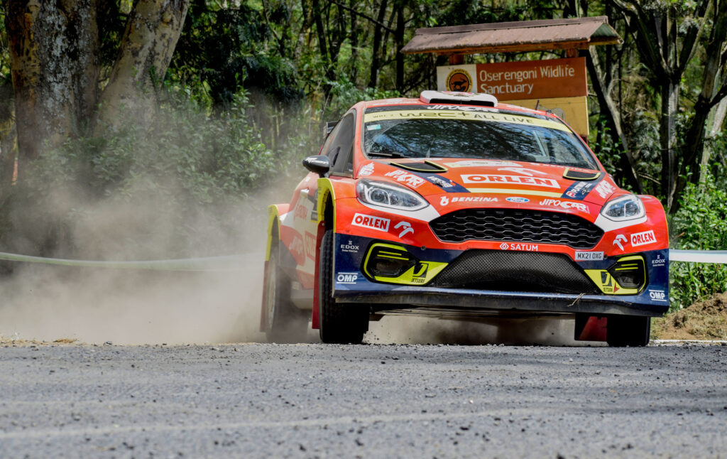 image showing safari rally, the power of videography/photography